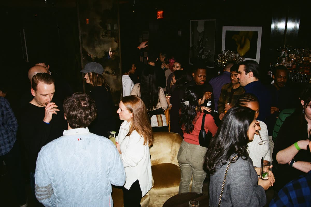 Late 30s/40s Happy Hour, West End