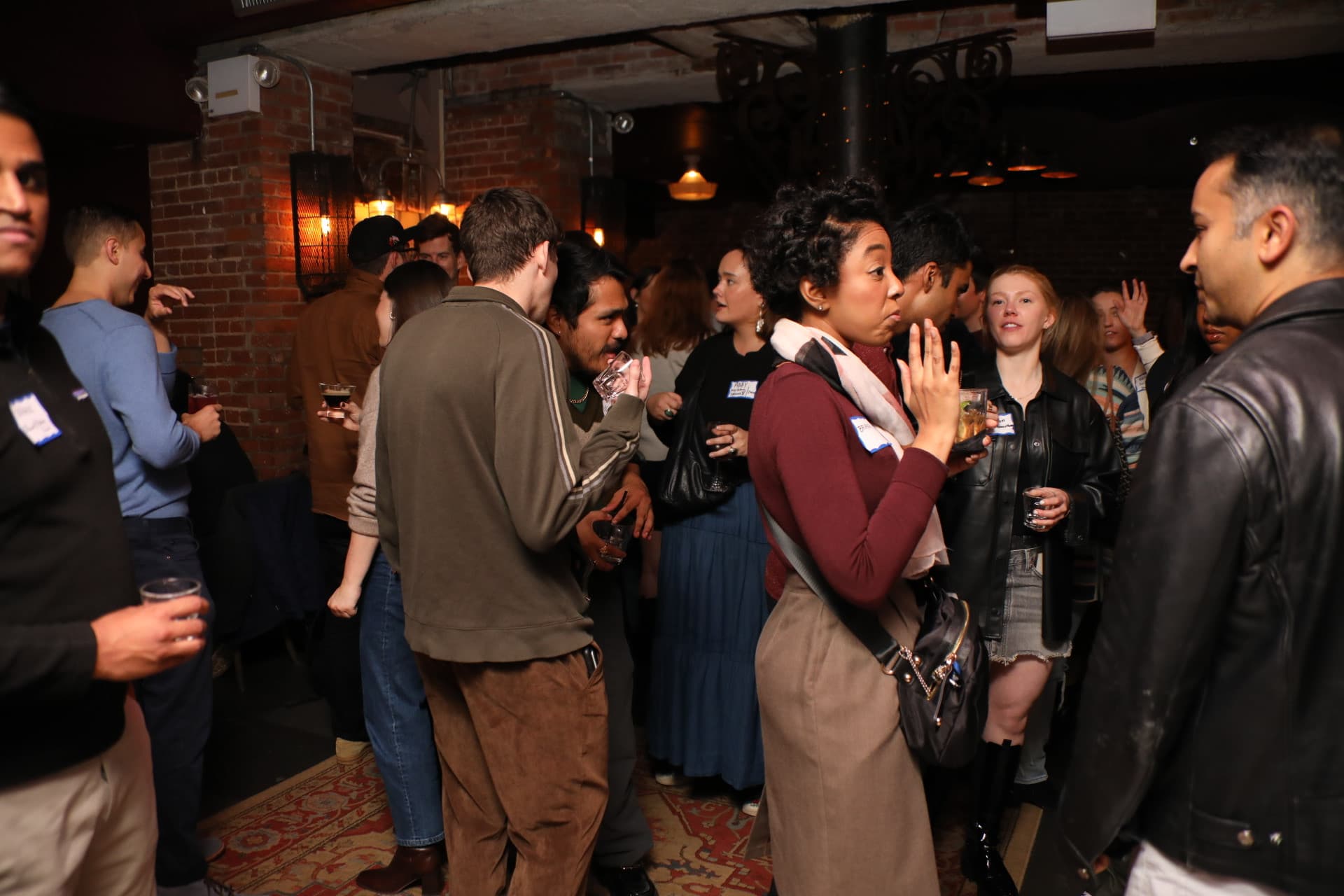 Late 30s/40s Happy Hour, Alexandria